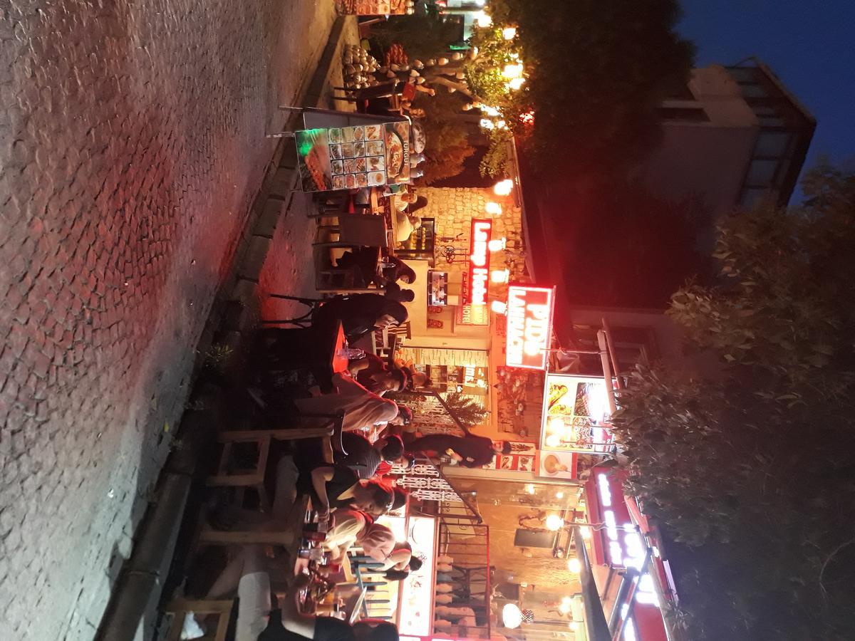 Turgut Hotel Estambul Exterior foto